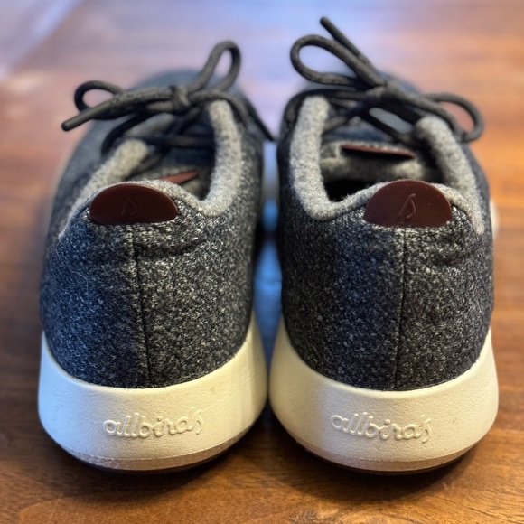 Like New Men’s Allbirds Wool Runner Mizzles - Picture 5 of 10